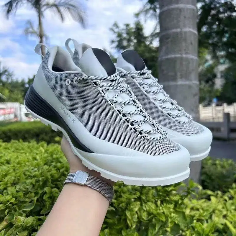

Summer Hot New Unisex Breathable Lightweight Hiking Outdoor Shoes Casual Shoes Outdoor Hiking Sneakers Very Good