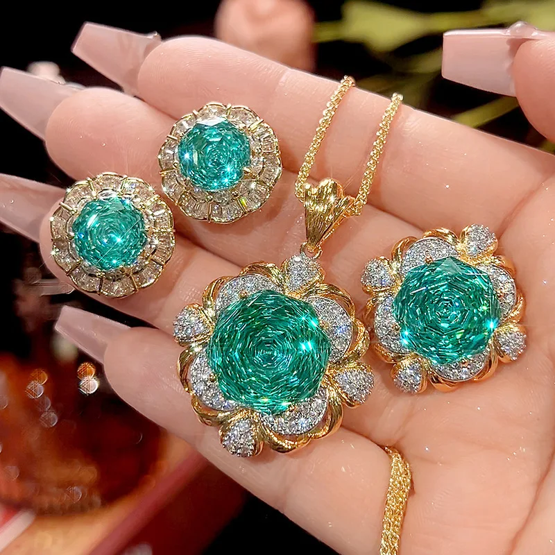 

Jewelry Gold-Plated Para Green Vintage Brushed Light Luxury Set for Women 16-14m