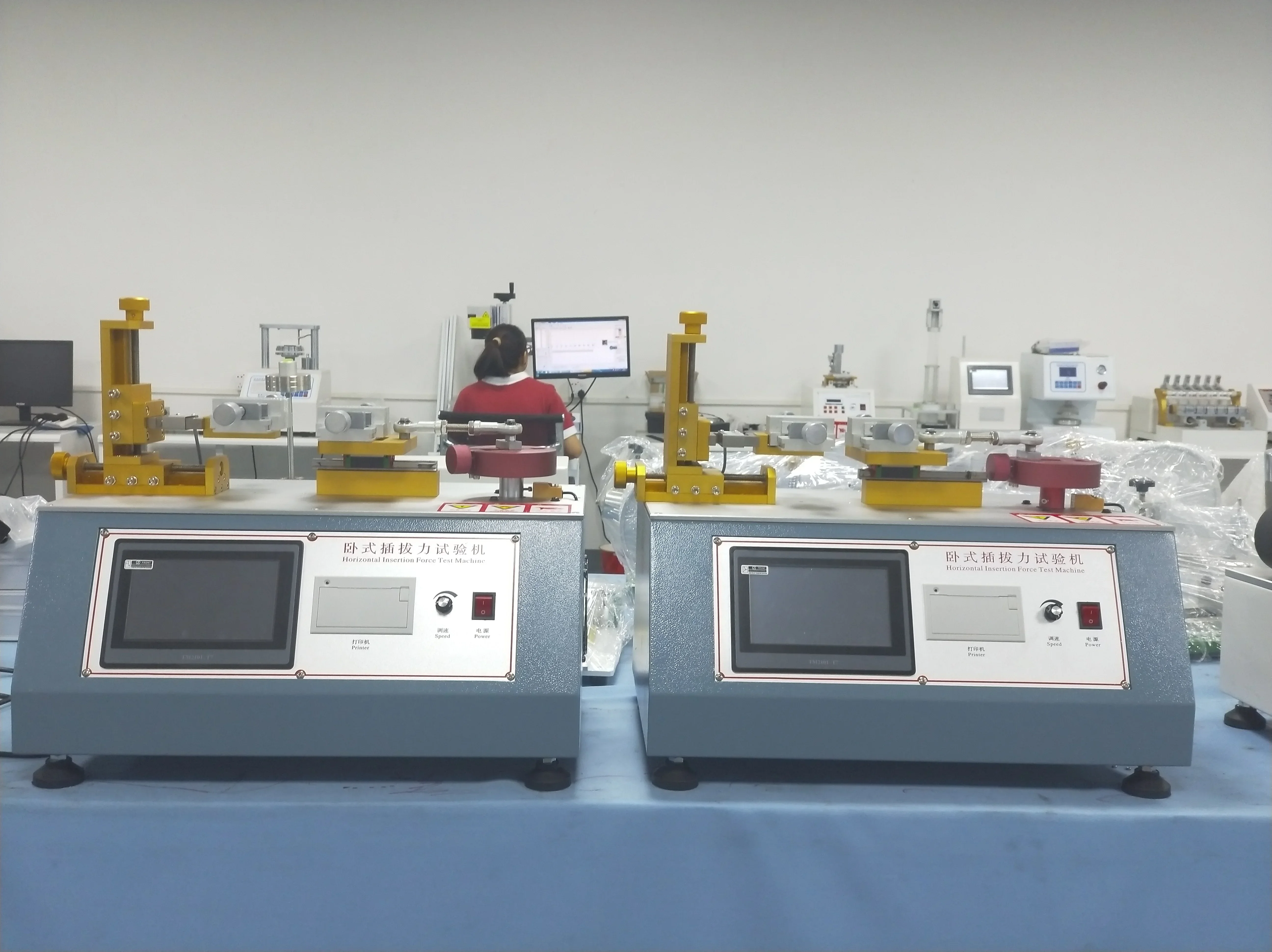 

2026 Горячая новинка: Тестер усилия при включении USB-разъемов для мобильных телефонов и компьютеров (EN 50075)