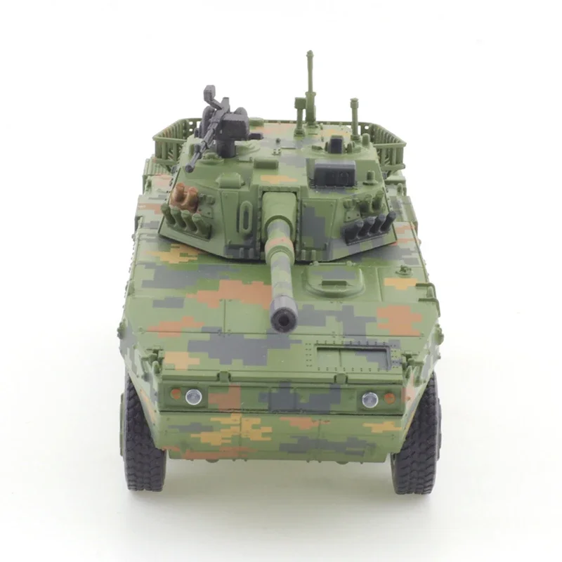 XCARTOYS 1/64 11 Wheeled Armored Assault Vehicle Green Camouflage Metal Alloy Diecast Car Model Boys Toy Gift Christmas