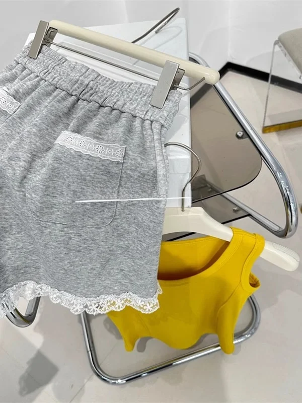 Plones cortos de pierna ancha de estilo coreano con encaje y retazos para mujer, falda con cordón de cintura elástica ade...