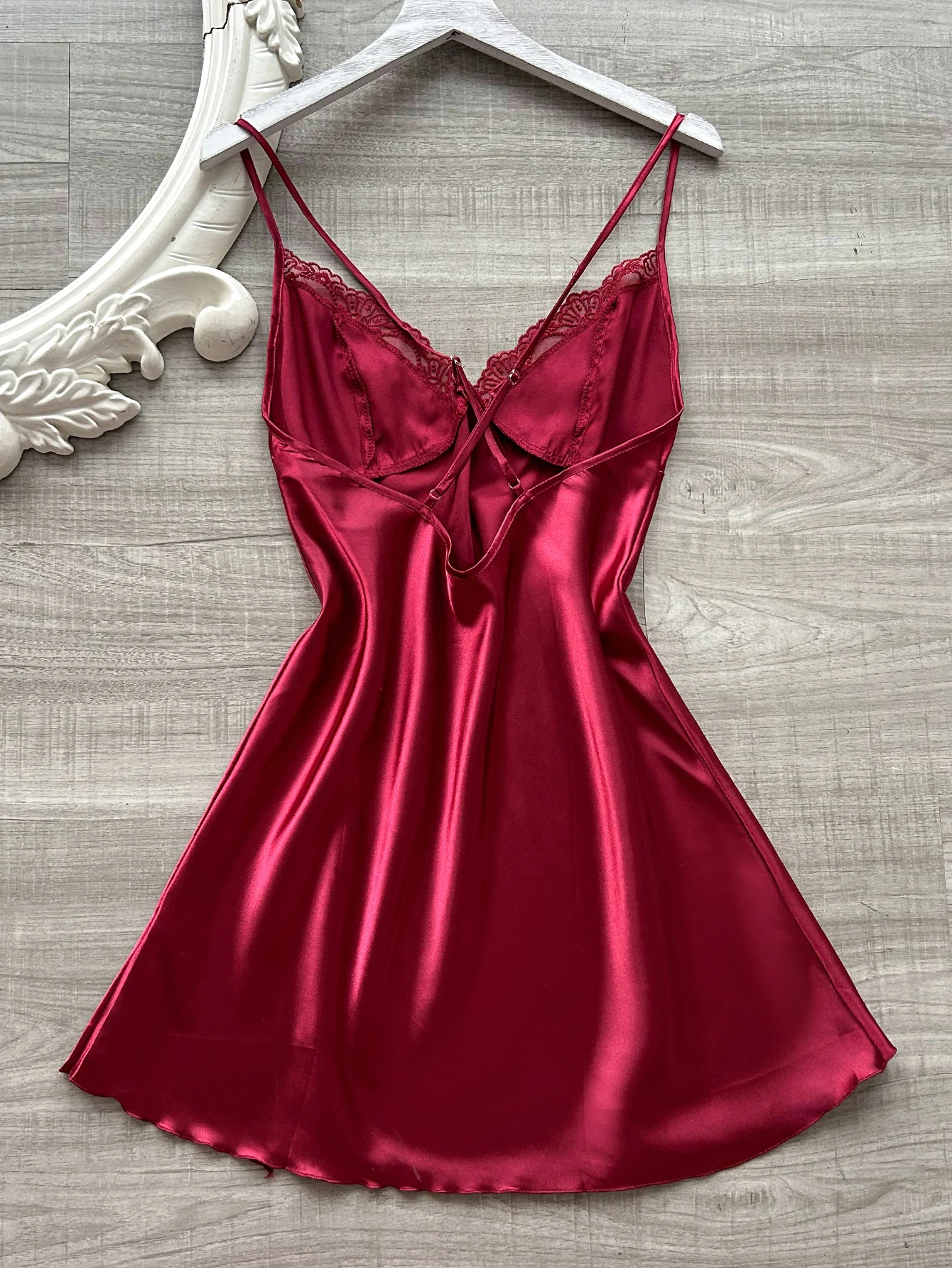 Women's Lace Patchwork Nightgown Sexy Sleepwear Fashionable Halter Dress V Neck Pajamas Solid Color Elegant Lady's Clothes