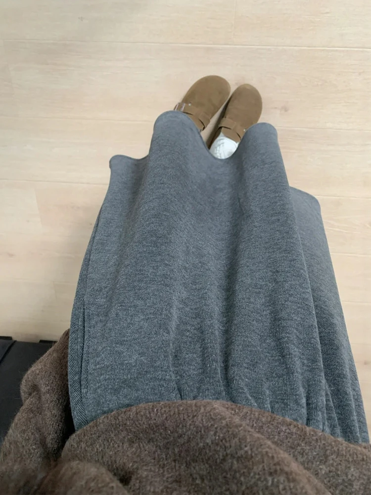 Gray A-Line Midi Skirt Pleated Hip Covering Pear Shape Body High Waist Large Size Women's Gauzy Skirt Winter Collection view 5