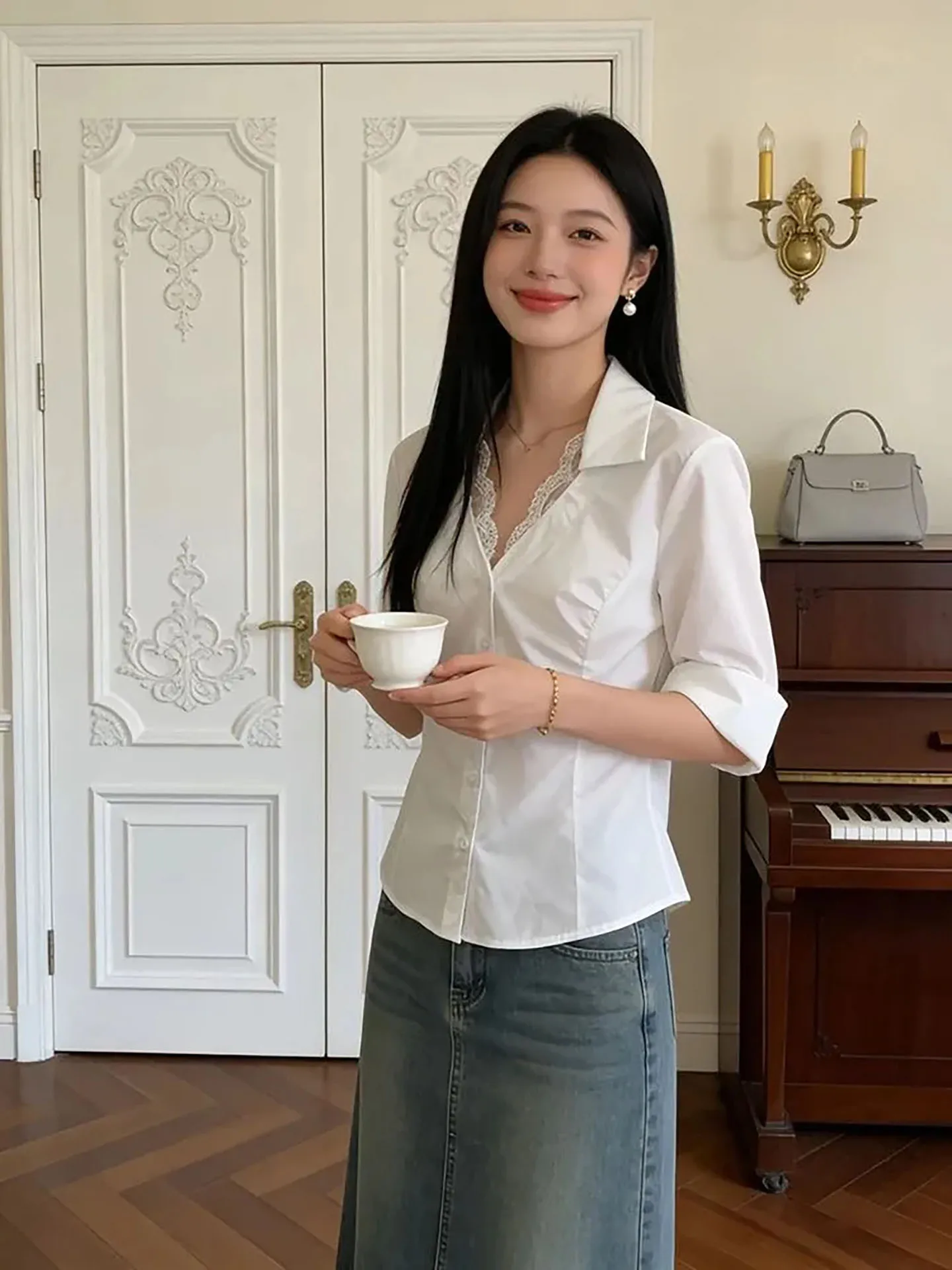 

Elegant White Casual Style Shirt for Women Lace Trim Splice Spring 2026 Fashionable Youthful Leisure Wind Women's Blouse