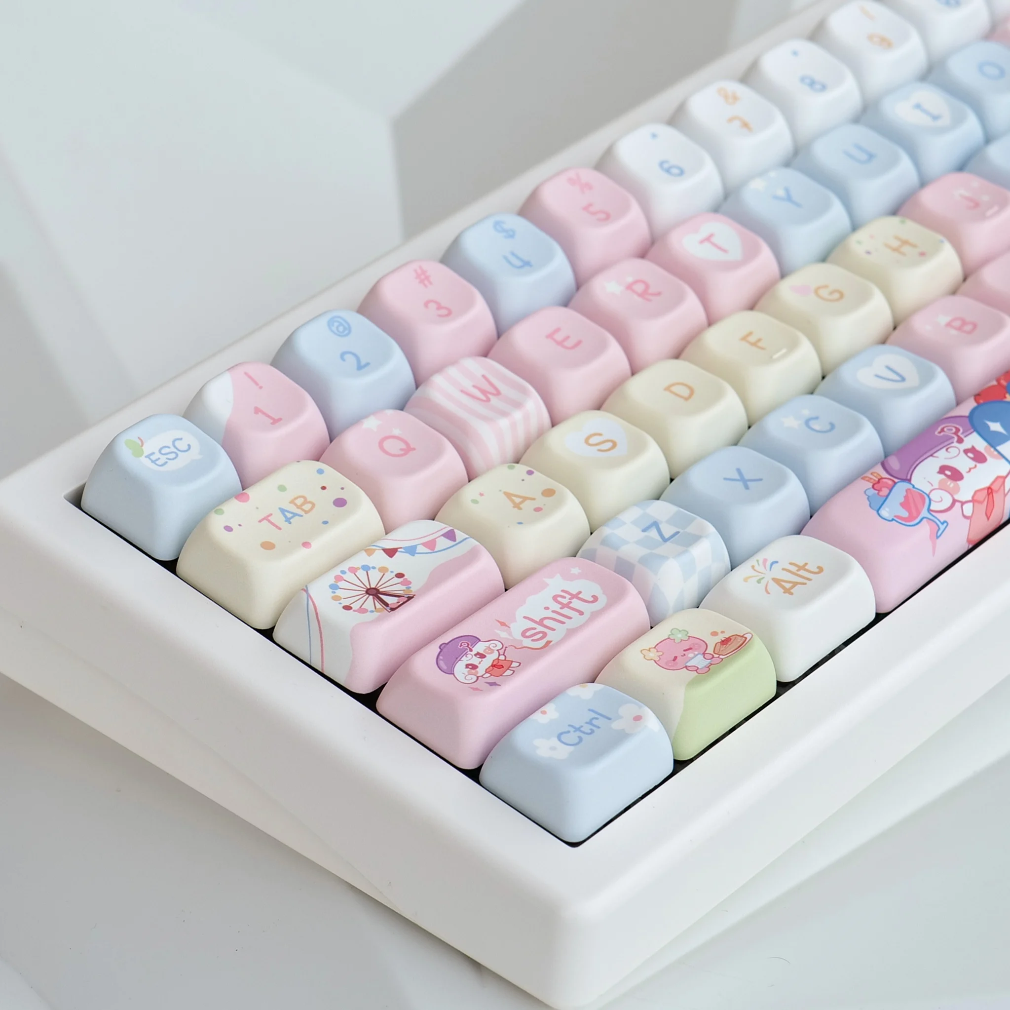 141 Keycaps Summer Party Keycaps Original Height Girl Cute Electronic Pet Tamagotchi Key Cap PBT Five-sided Sublimation Keycaps