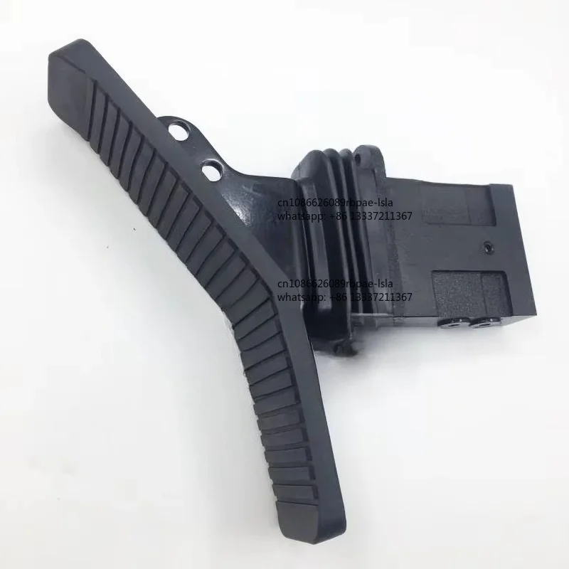 High Quality Excavator Two Way Double Way Hydraulic Foot Pedal Valve for Rock Breaker Hammer view 4