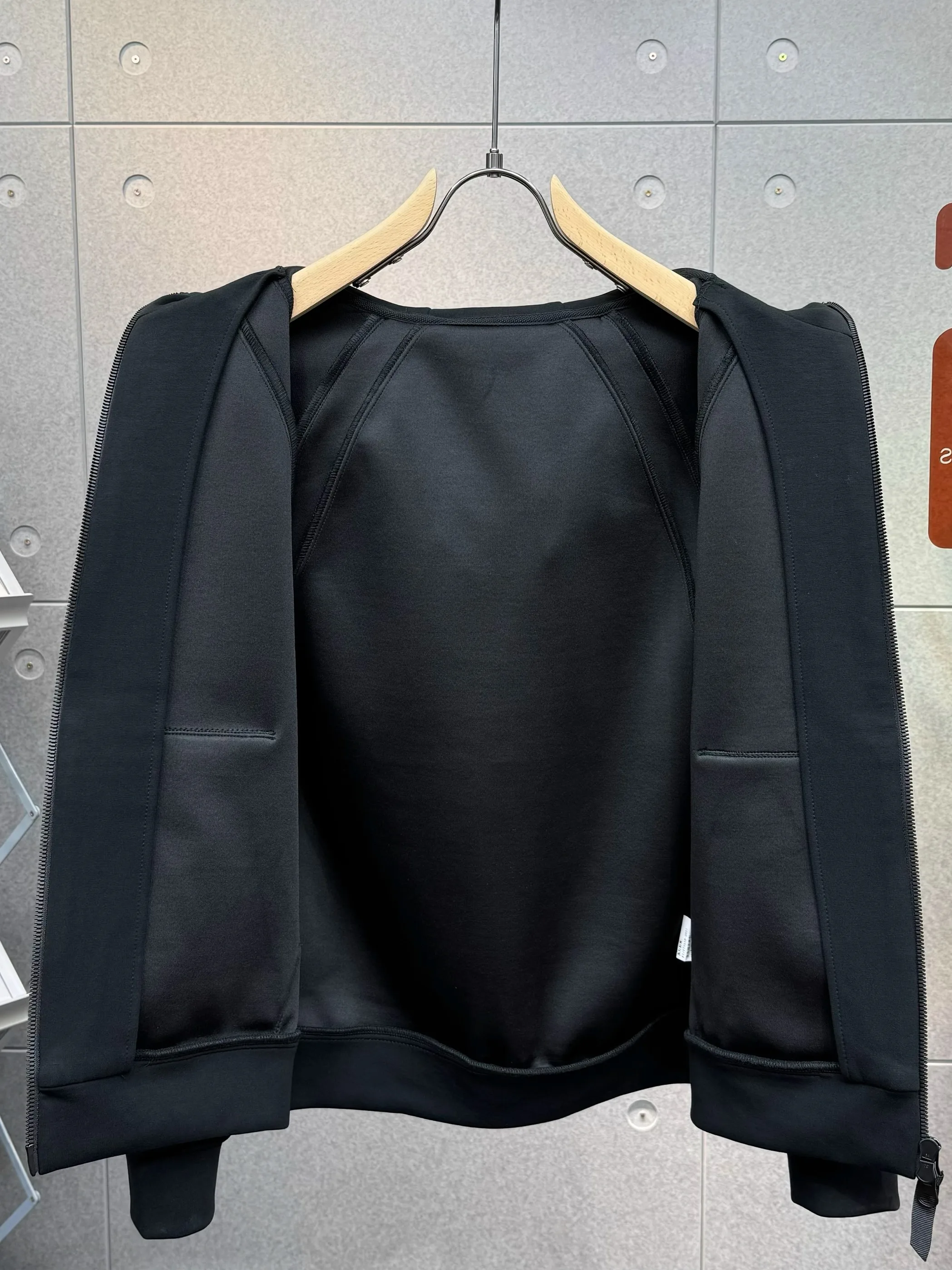 

New 2024 Men's Casual Hoodie Jaet Bla Spor Sle Autumn Outerwear Polyester Fabric Slim Fit Long Sve Zipper Closure