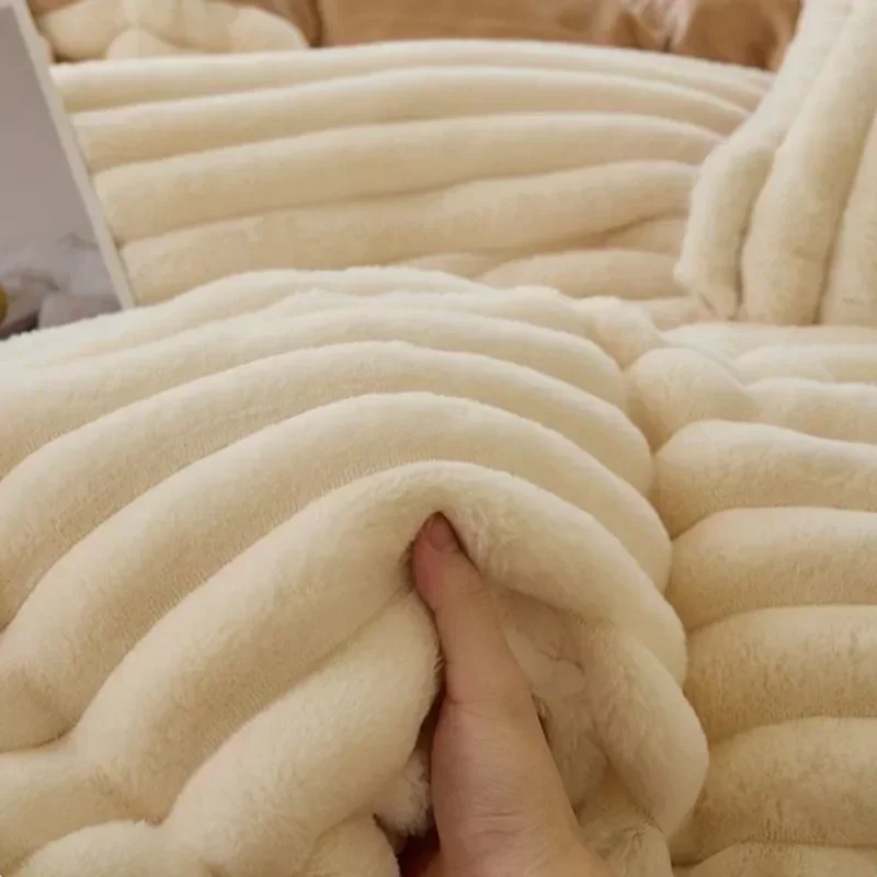 150x200cm Solid Color Plush Duvet Cover AB Style Double-sided Velvet Quilt Cover Winter Keep Warm Thickening Bedding Article