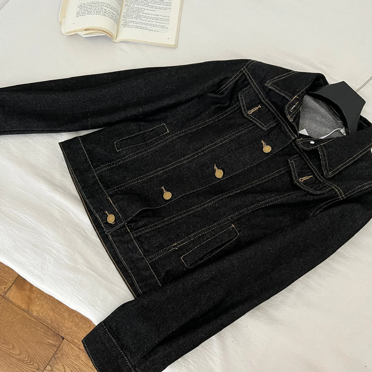 Retro Slim Fit Soft Denim Jaet Women's Loose Sle ort Coat Bla Loose Slimming Jaet Top for Autumn 2025