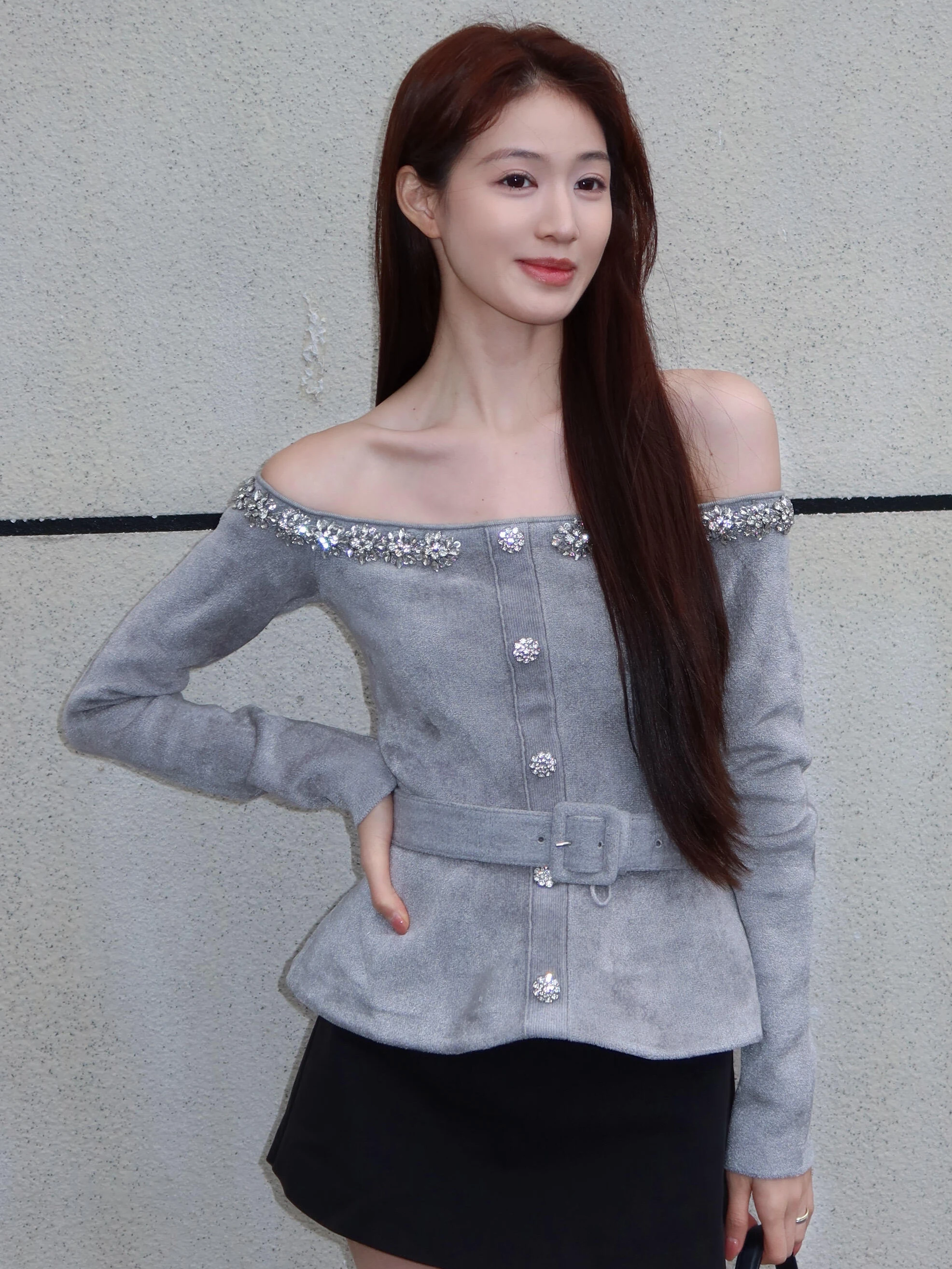 

Трикотажный топ на тему Cisas с поясом, высокая талия, милый женский топ с колючками и бриллиантами, SelfSP Home, 2025 г.