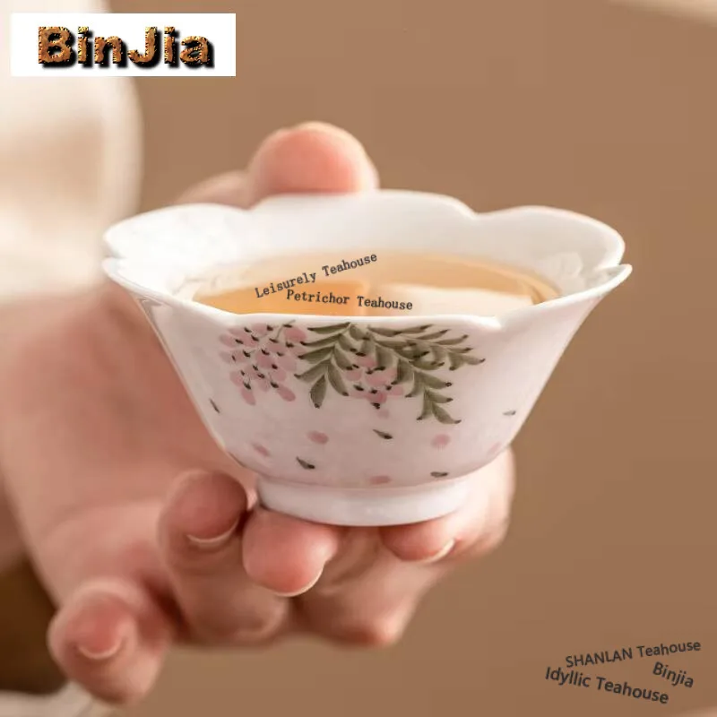 

2pc/set Hand Drawn Wisteria Flower Tea Cup Creative Petal Mouth Hat Cup Tasting Tea Bowl Master's Cup Mug Kung Fu Teaware 50ml