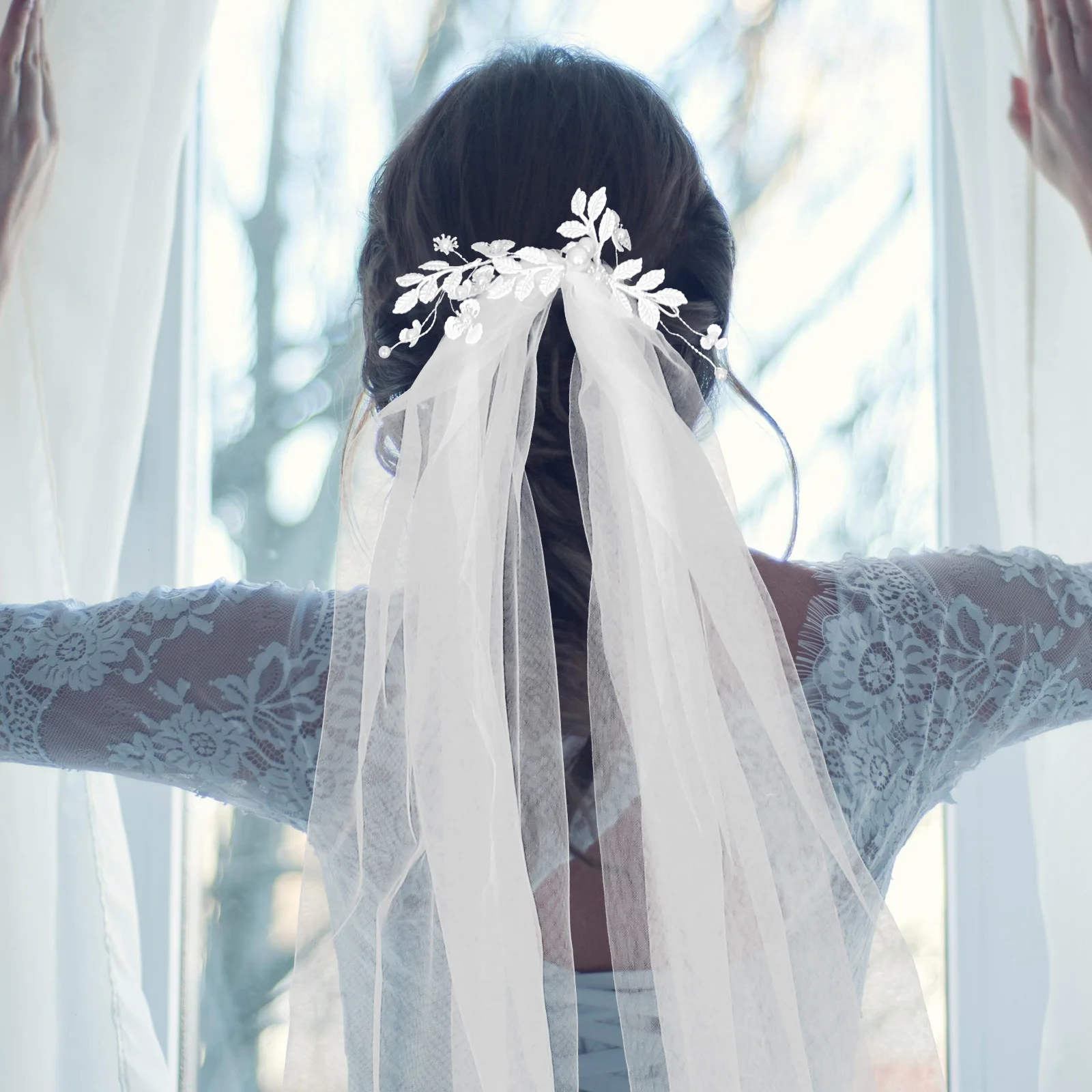 

Floral Pearl Brides Long Bridal Veils Elegant Hair Accessories Fabric Veil for Brides Wedding Bridal Accessories for Wedding