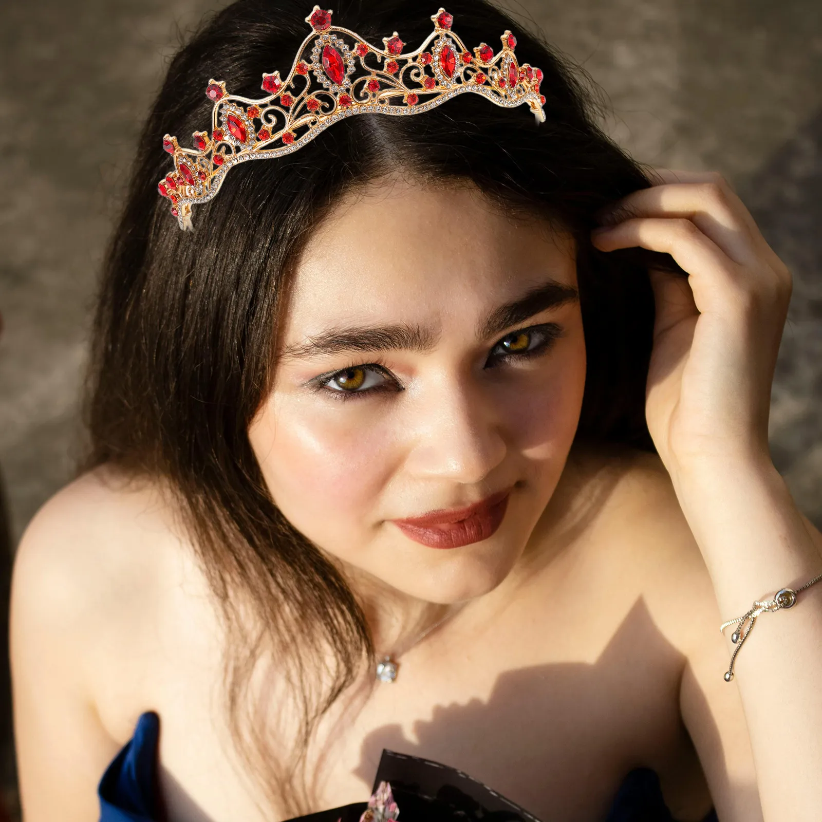 

Princess Tiara Rhinestone Bridal Crown Elegant Wedding Headpiece Comfortable Wear for Bride Hair Accessories Birthday Stage