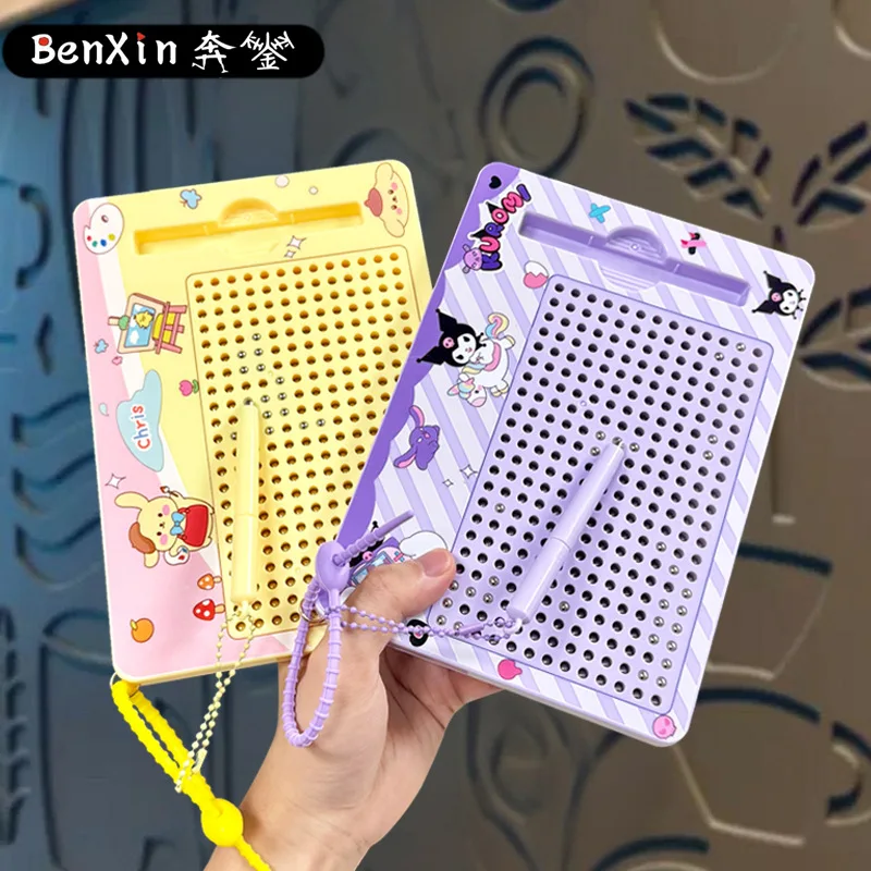 2025 Miniso الإبداعية الكرتون سانريو كبير المغناطيسي الصلب الكرة لوحة الرسم المفاتيح قلادة لتخفيف التوتر للطلاب
