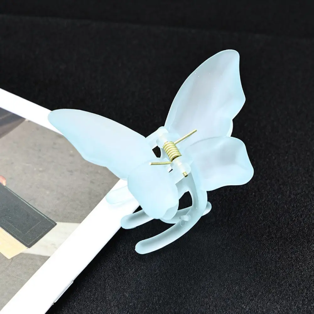 Pretty Matte Butterfly Claw Clip Acrylic Transparent Shark Clip Elegant Hairpin For Women Fashionable Hair Styling Tool