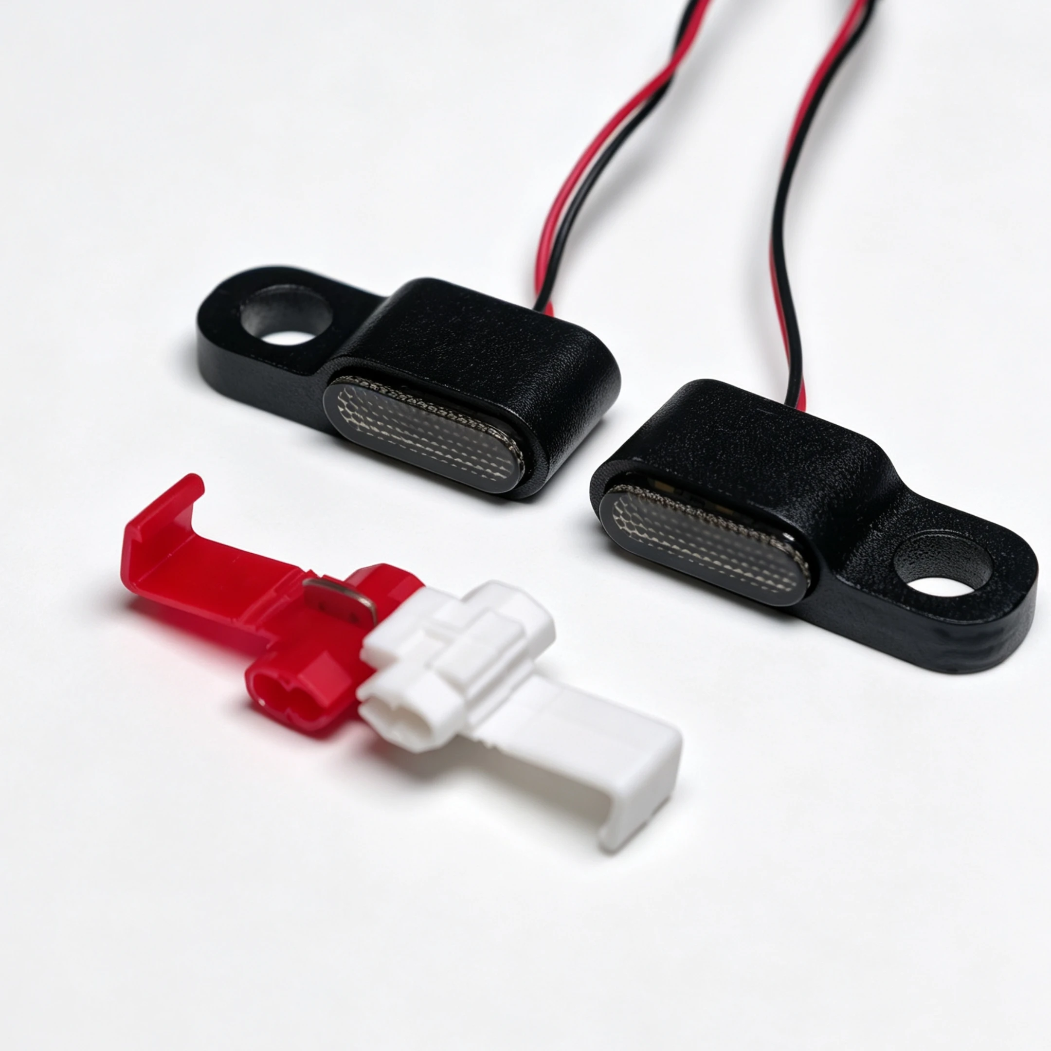 77GHz Radar Vehicle & Motorcycle Blind Spot Monitoring Sensor With TTL Interface, 70m Car Blind Spot Radar Sensor