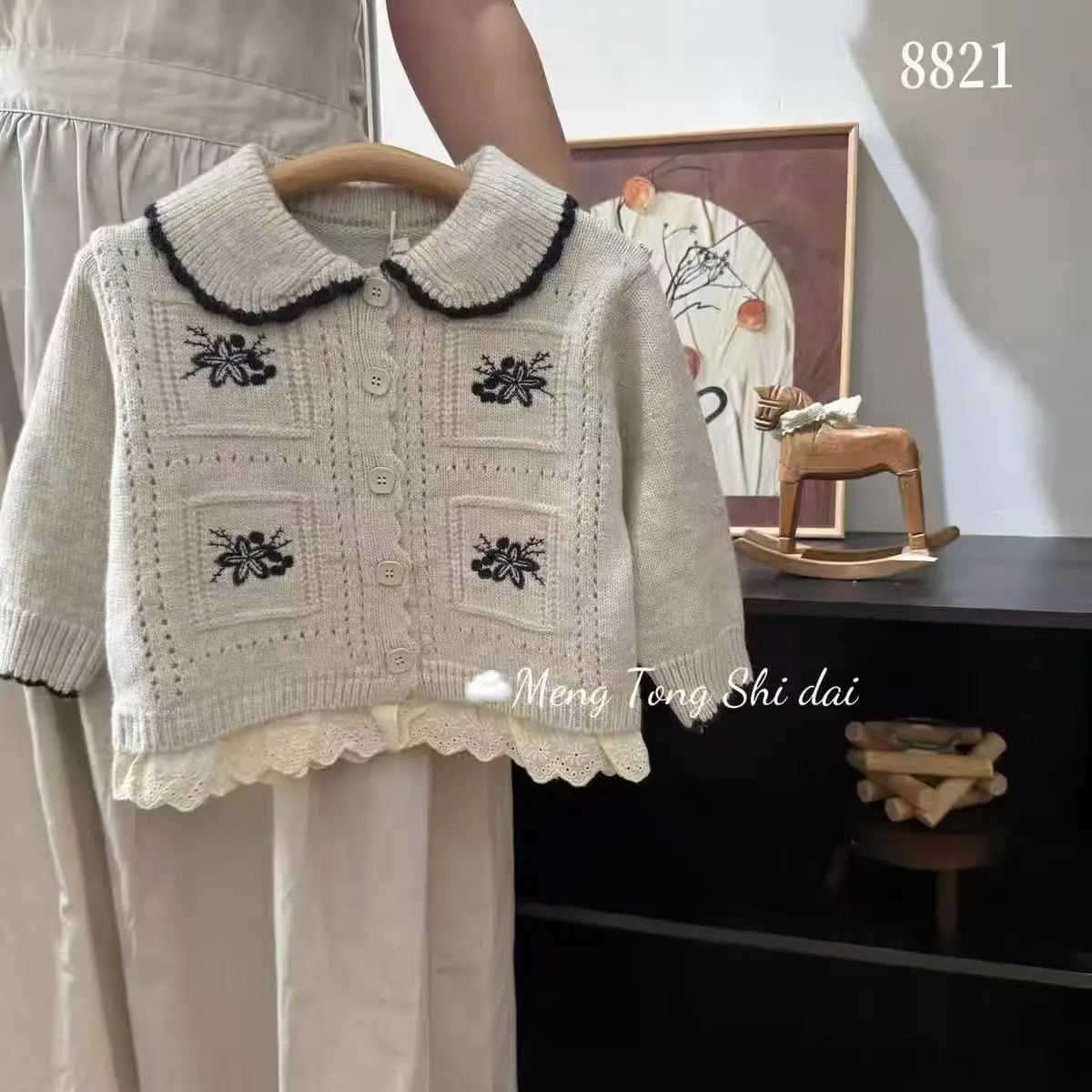 

Детский зимний наряд для девочек, французский кружевной подол, детский свитер для девочек, пальто для маленьких девочек, трикотаж с точечным принтом, флисовые штаны для маленькой девочки