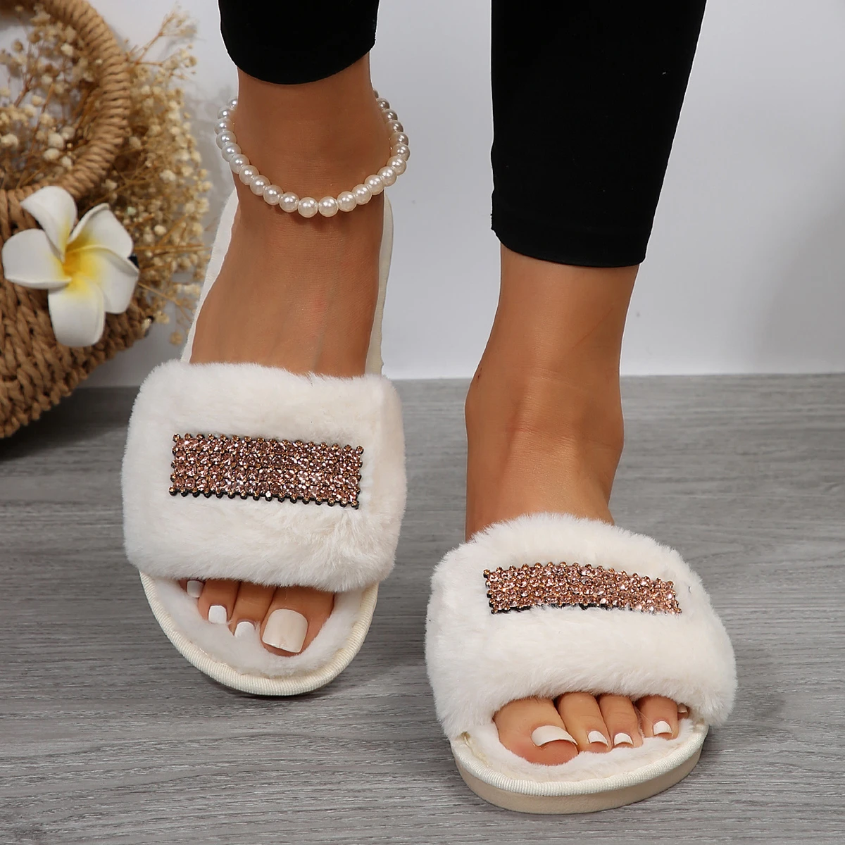 Thick Fluffy Fur Slippers Women 2024 New Winter House Warm Furry Slippers Women Flip Flops Home Slides Flat Indoor Floor Shoes