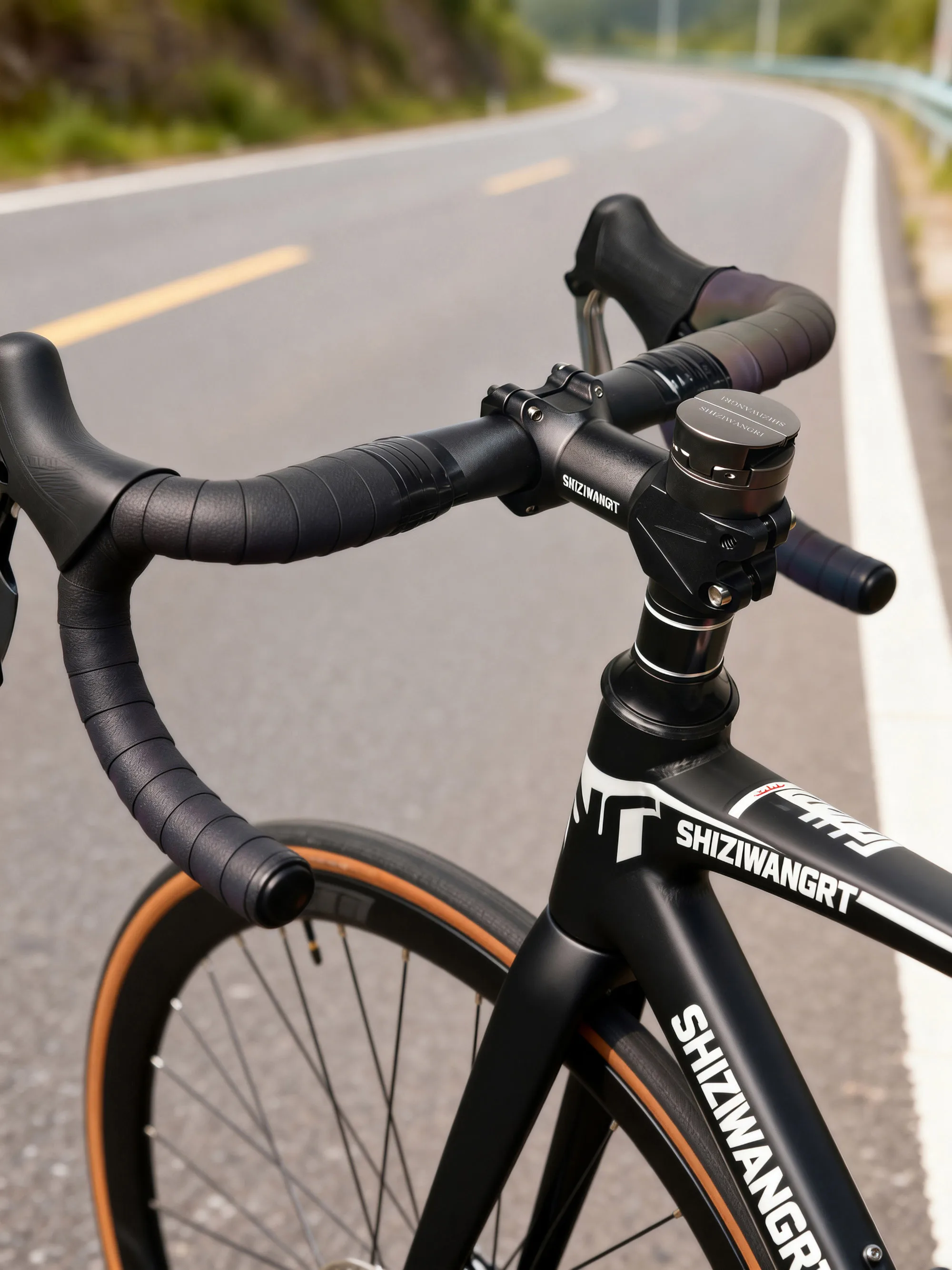 Versteckter Fahrradhalter 360 ° Drehbarer Aluminium-Verstellbarer Fahrrad-Handyhalter für Vertikale Montage – Detail 11