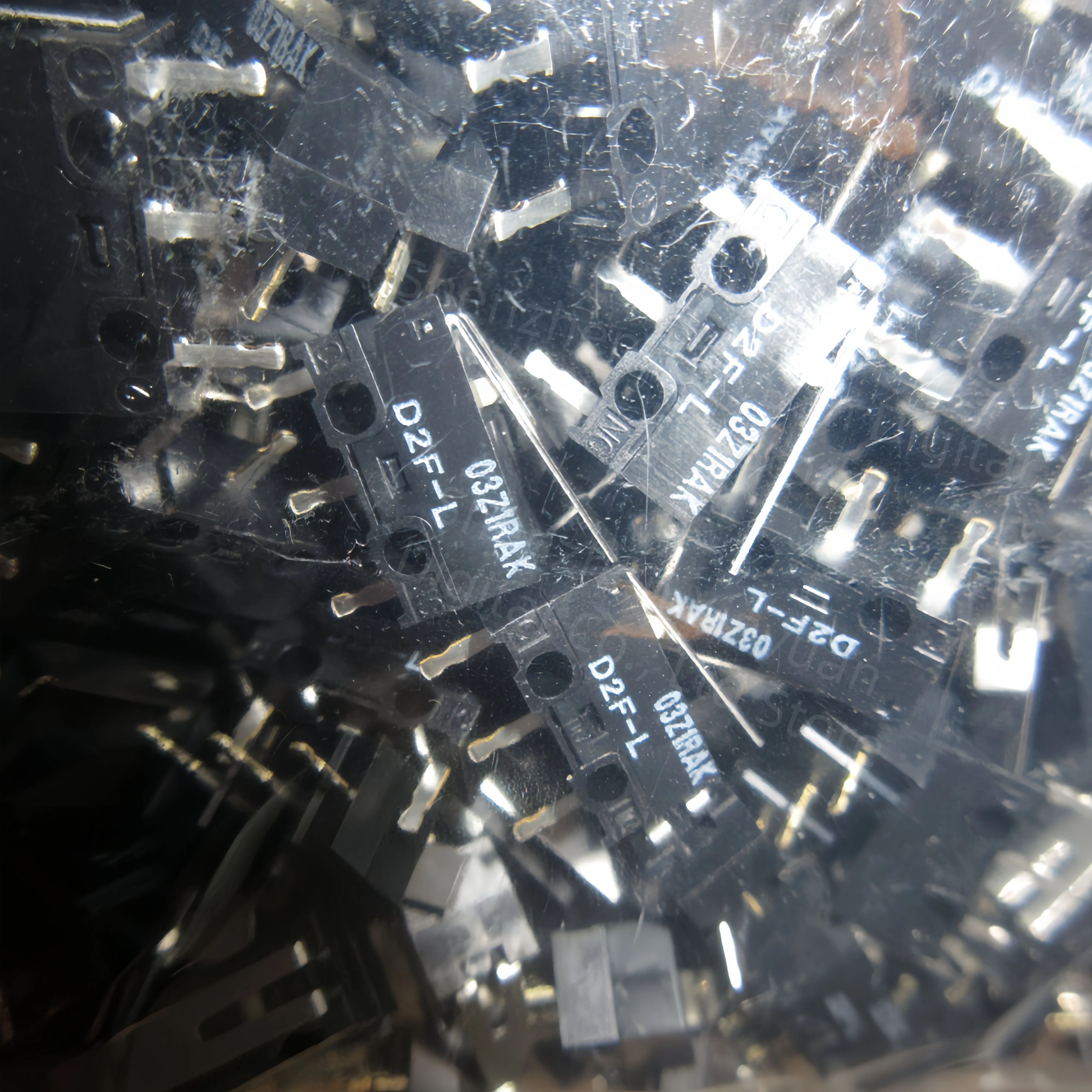 D2F-L 3-Pin Toggle …