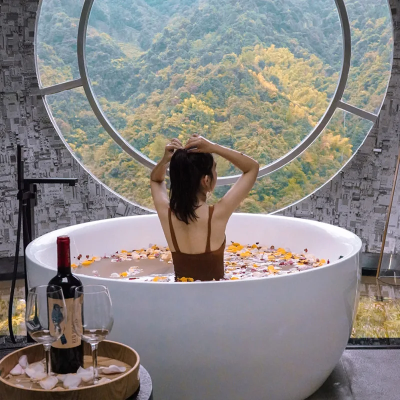 Round surfing massage bathtub hardcover Chongqing B&B color round constant temperature heated independent bathtub