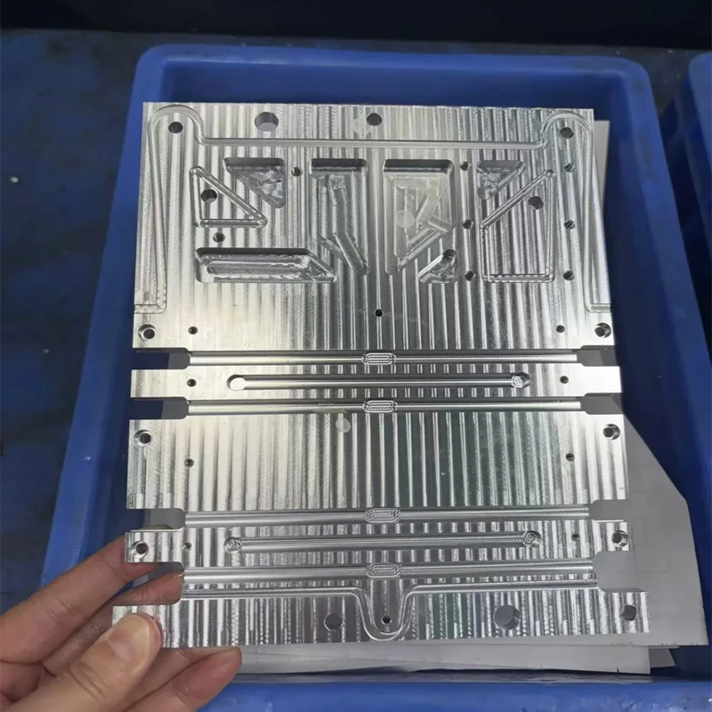 

Custom CNC Milling Aluminum Cooling Plate CNC Machined Aluminum Radiator
