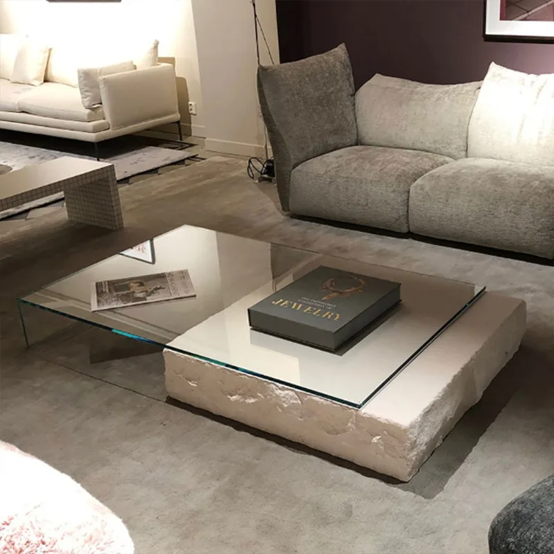 Mesa de centro baixa de vidro