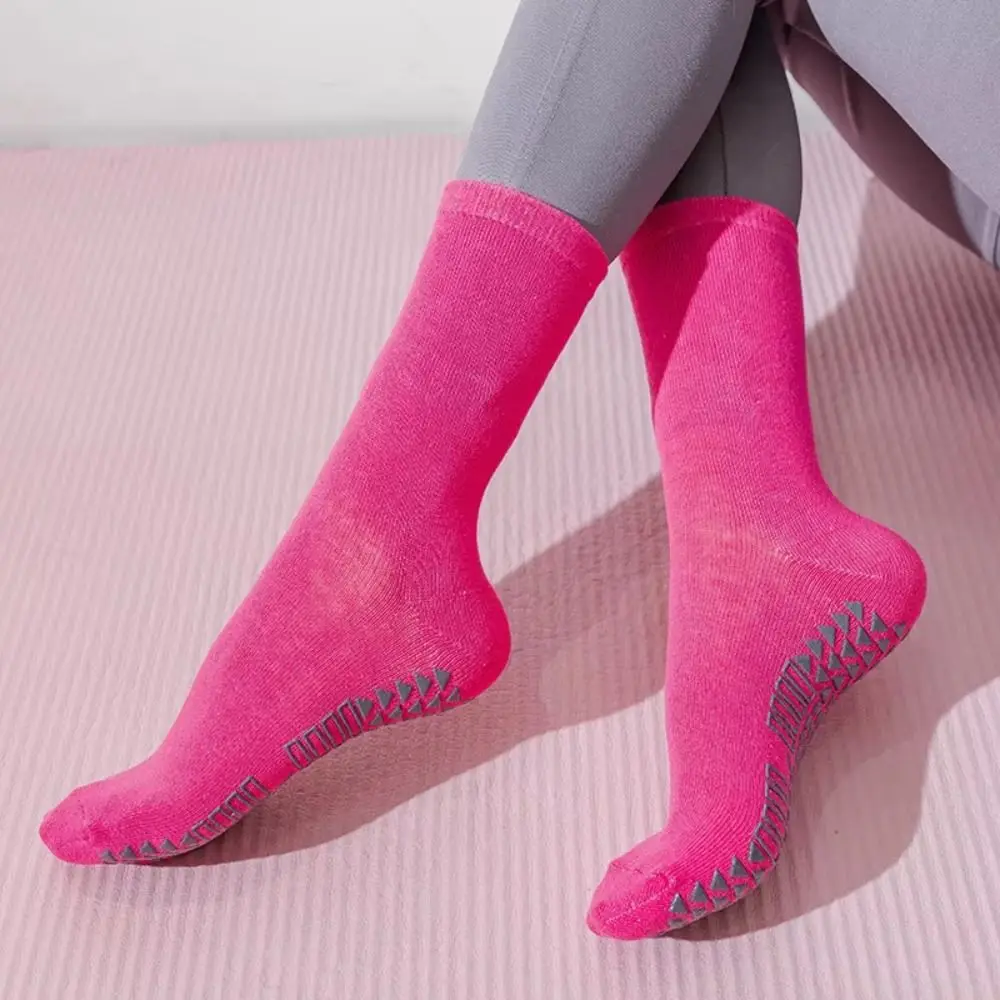

1 Pair Anti-slip Women Yoga Socks Quick-Dry Middle Tube Pilates Ballet Socks Breathable Cotton Yoga Fitness Socks Sports