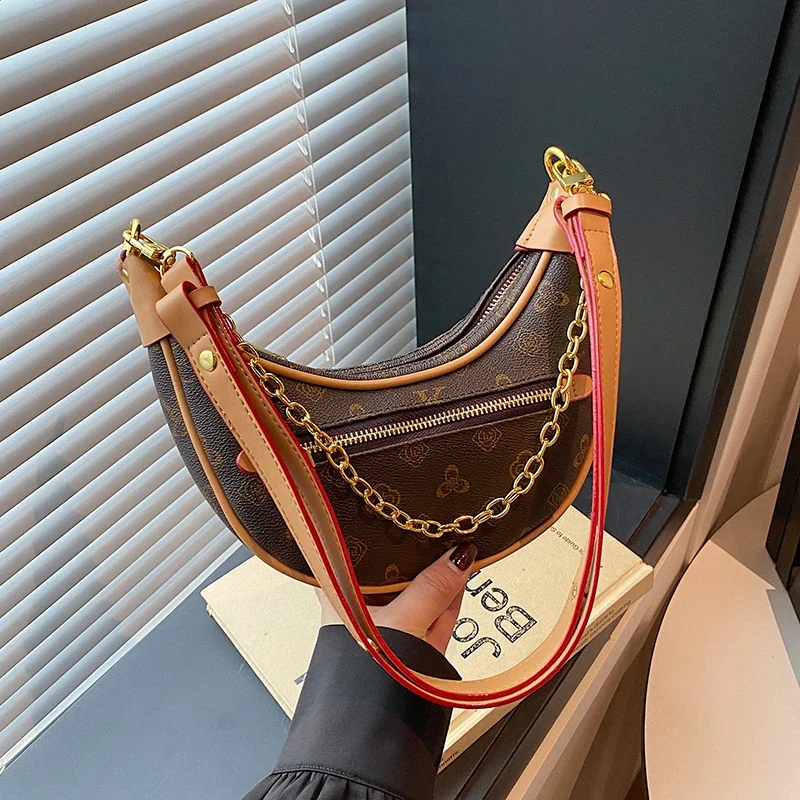 

Stylish Minimalist Crossbody Bag For Women Vintage Inspired Leather Handbag With Letter Logo Elegant Luxury Designer Tote Purse