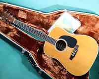 D 35 1979 Acoustic Guitar as same of the pictures