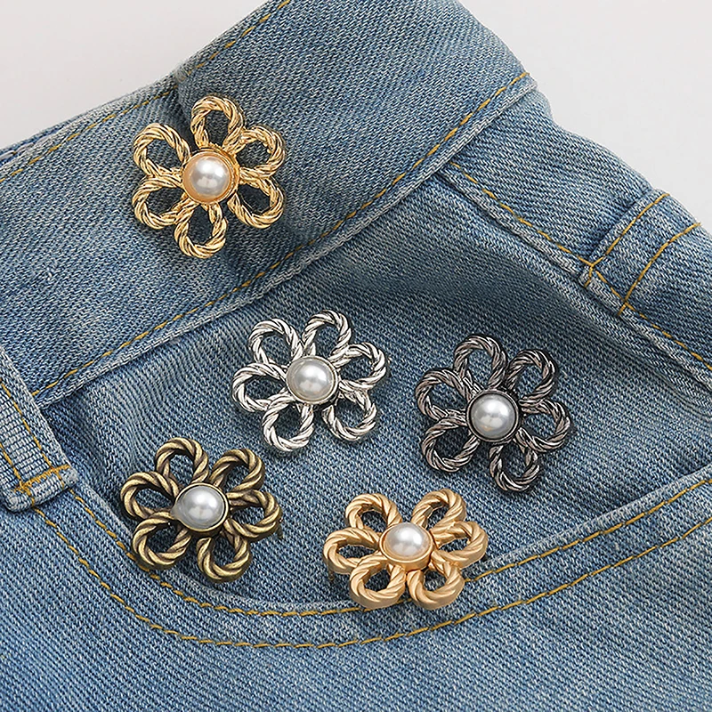 1Set/2Pcs Jeans Waist Adjustable Buckles，Flower Shape Hollow Metal Button Woman‘s Trouser Wide-to-narrow Adjustable Buckle