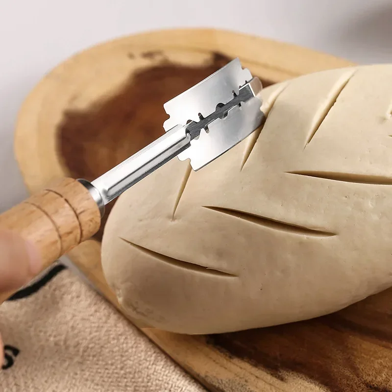 1PC 304 Stainless Steel Bread Trimming Knife, Kitchen Tool, European Style Stick Cutting Knife Wooden Handle Curved Scraper