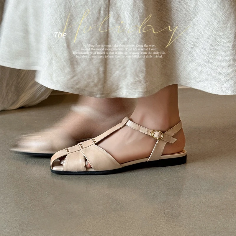 Women's New Genuine Leather Cowhide Square Toe Breathable Metal Rivet Loose Grip Strap Retro Low Heel Toe Roman Sandals