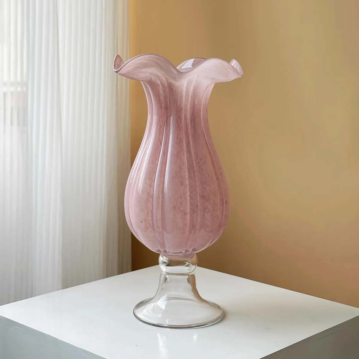 Vase Light Luxury Senior Feeling Living Room Decoration French Middle Ancient Tall Glass Vase Ornaments Exquisite Creativity