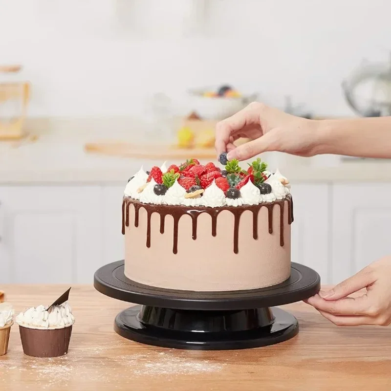 Spinning Turntable …