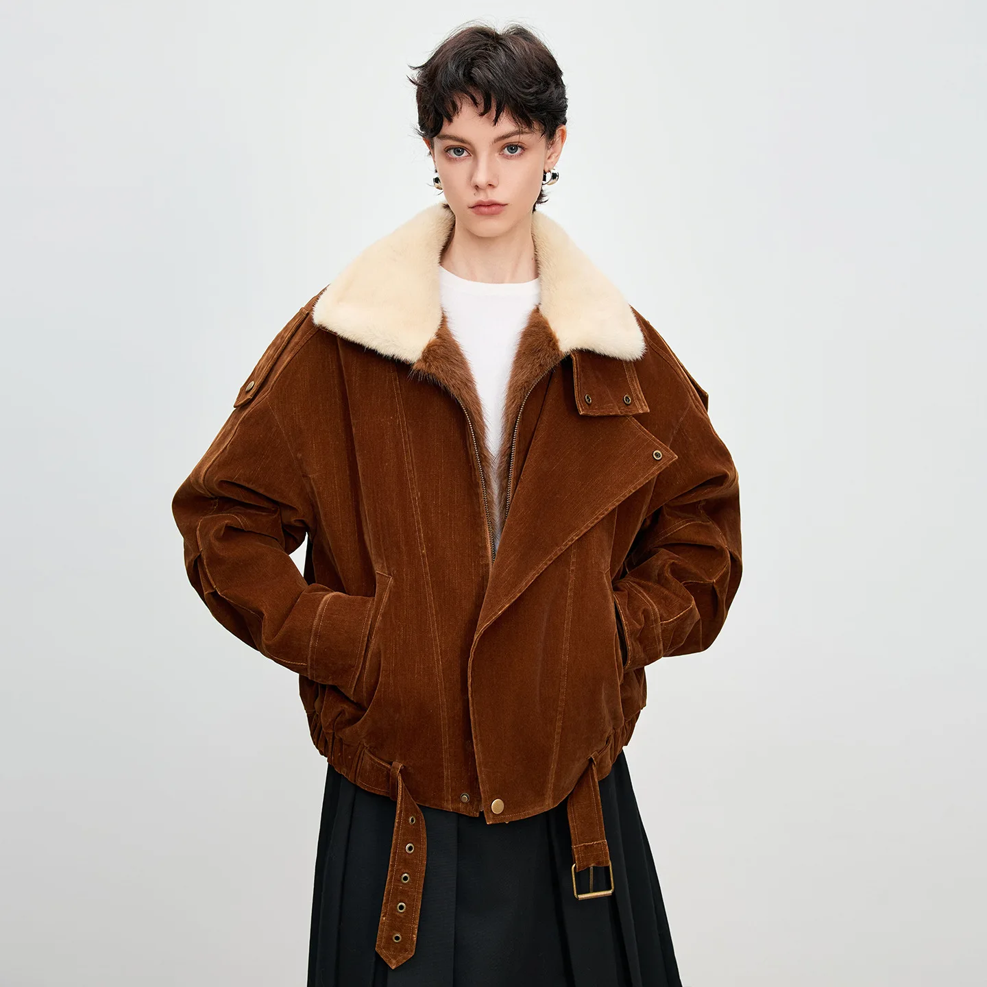 2025 inverno nova pele forrada de veludo estilo motociclista casaco feminino inteiro lontra pele interior moda rua elegante adulto manga longa casaco