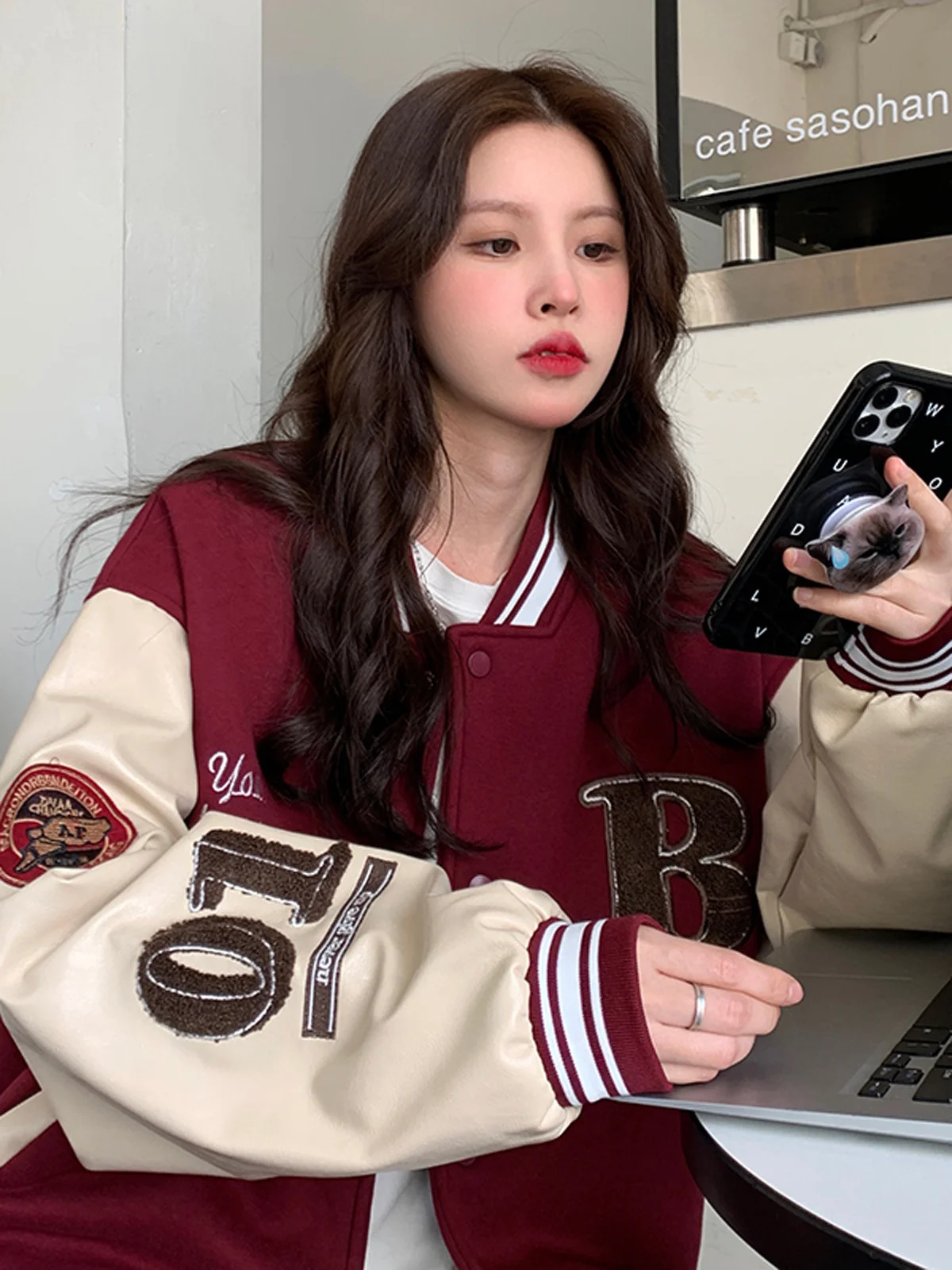 

Бейсбольные куртки с буквой M для женщин: теплые, осенние, комфортные, шелковистые, модные, для тренировок, минималистичные, с ребристыми матовыми пуговицами, в стиле K-pop, хиппи, ретро