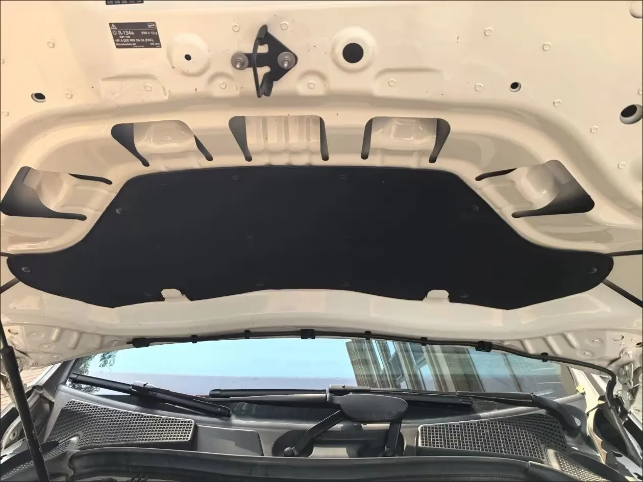 1X Hood Engine Sound Insulation Pad Heat Shield Car For Benz GLA-Class 2021-2024