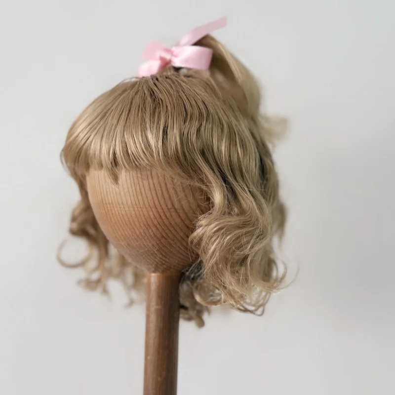 วิกผม BJD ขนาด 3-4 นิ้ว ถึง 11-12 นิ้ว ผมนุ่ม วิกผมหน้าม้าเต็มศีรษะ วิกผมเปียแบบหางม้าครึ่งหางม้า ผมสั้นหยิกเป็นลอน เหมาะสำหรับศีรษะทุกขนาด