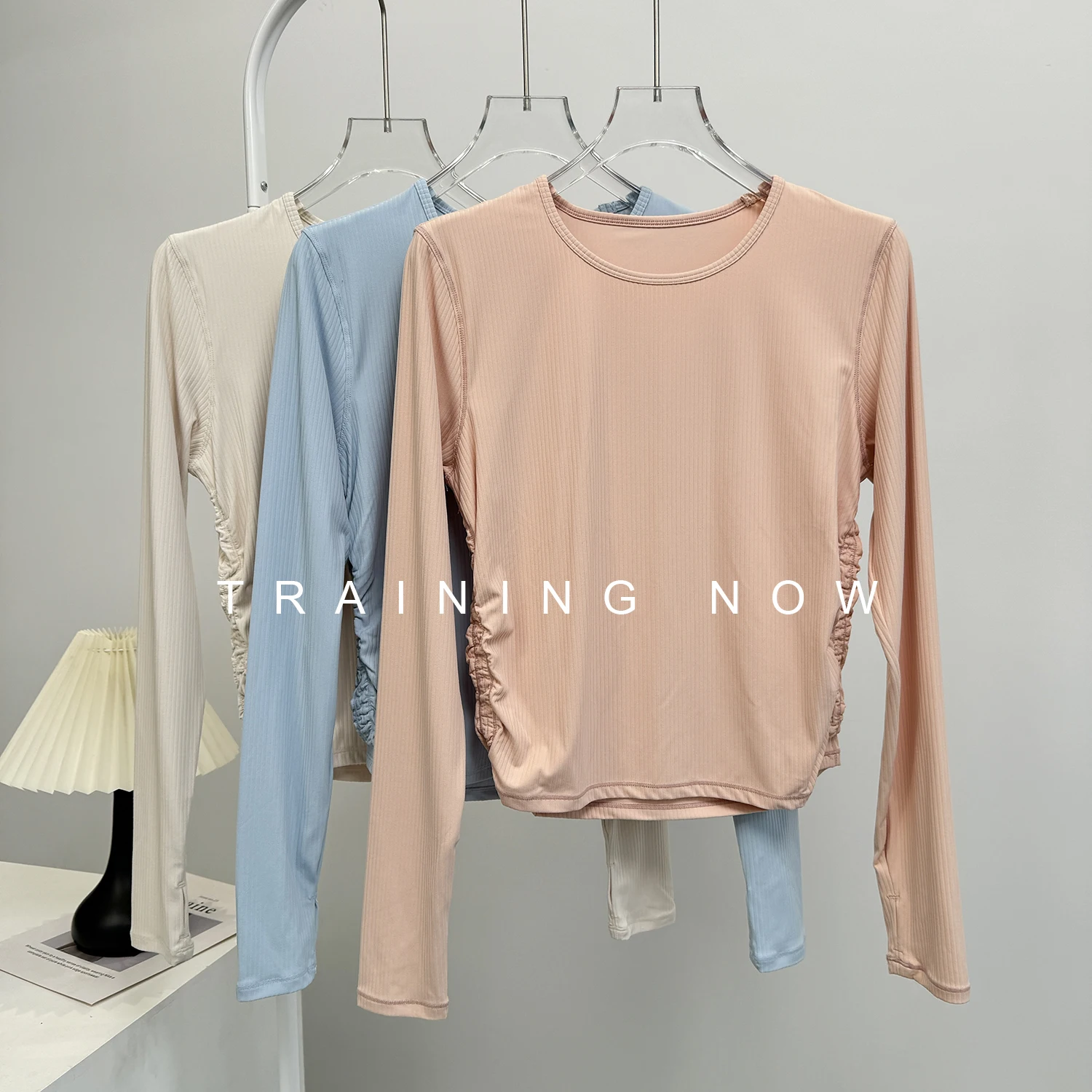 

Yoga clothes long-sleeved women's autumn and winter high-looking slimming running quick-drying fitness tops Pilates training