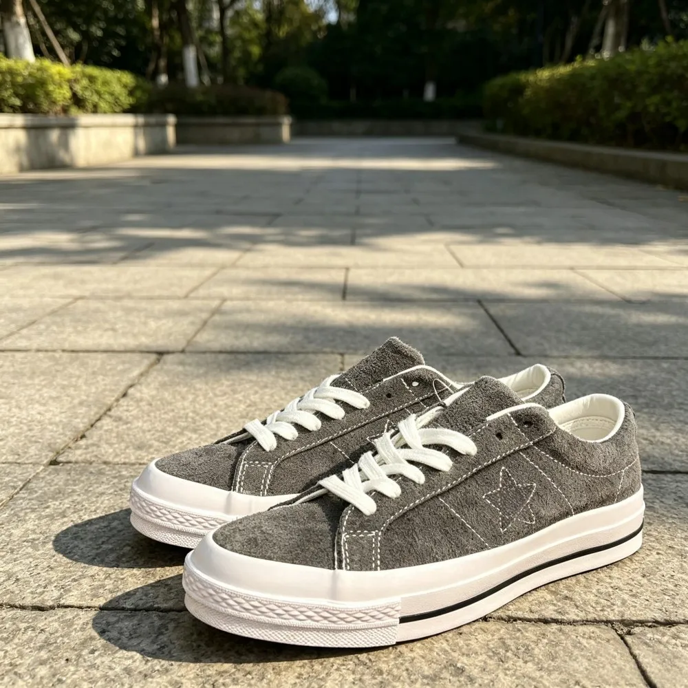 

Stylish Low-top Sneakers, Casual Shoes for Couples, High-quality Men's Canvas Shoes