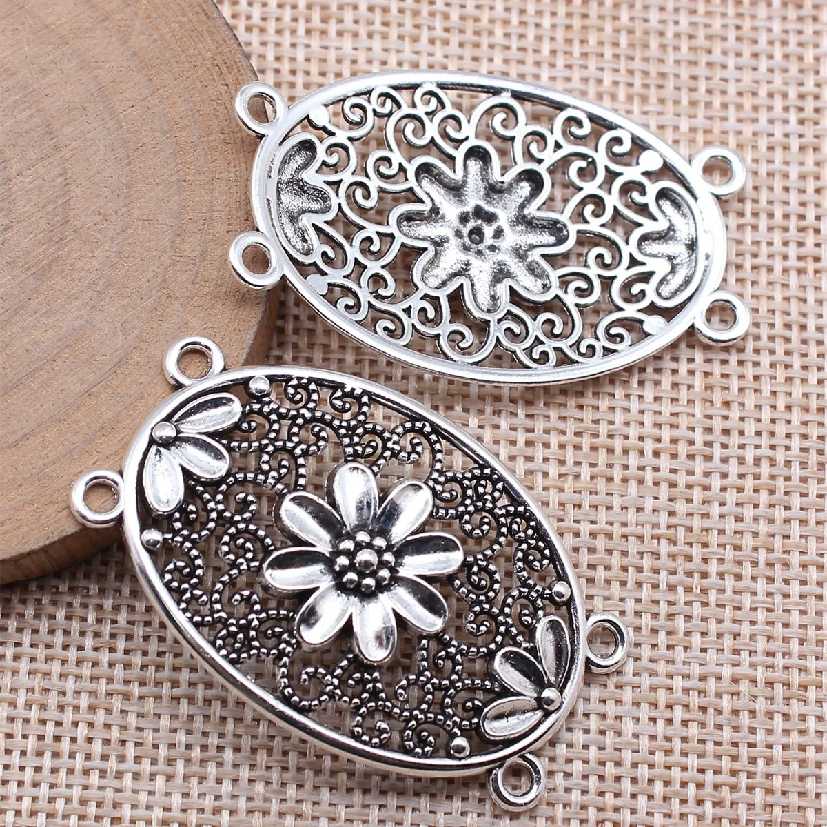 

20pcs 45x28mm(1.77x1.1inch) 2 Colors 4 Hole Flower Body Chain Waist Chain Connector Hand Crafts Materials