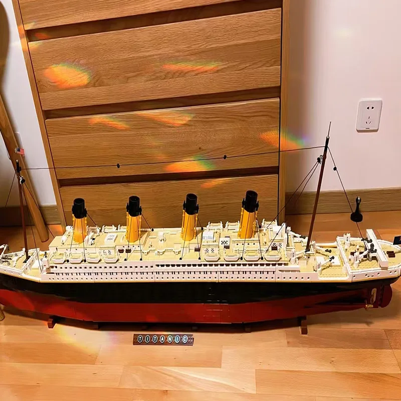 Nuevo 9090 Uds Titanic gran crucero barco de vapor ladrillos bloques de construcción juguetes para niños regalos