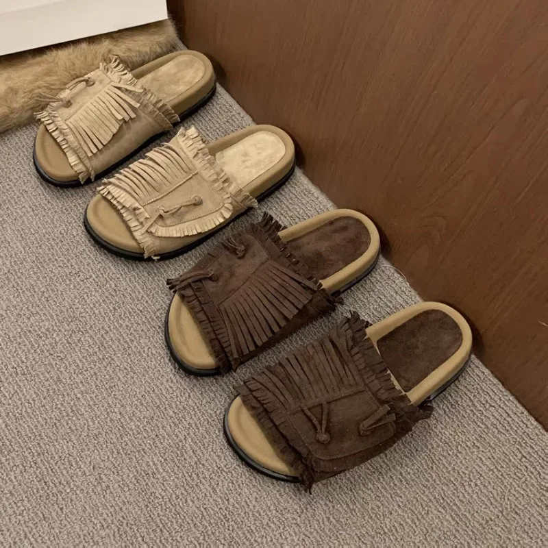 

Новые летние замшевые шлепанцы больших размеров с бахромой, с круглым и открытым носком, мягкие, легко надеваемые