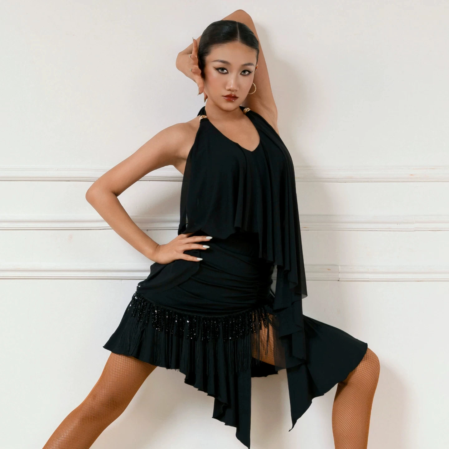 2026 Latin Dance Set Halter V Neck Mesh Top + Sequin Fringe Skirt 2 Pieces Adult Cha Cha Competition Performance Dance Costume