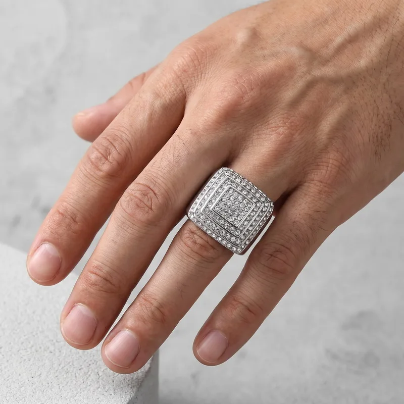 Kalen Herrenring, größer, quadratisch, hochwertig, mit CZ-Kristallen, Edelstahl, Schmuck, männlicher Charme, Fingerring, Damen-Accessoire – Detail 3
