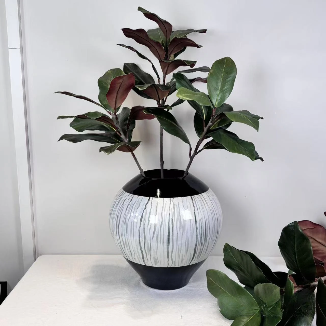 Handmade Ceramic Vase, Gray And White Flower Ware, Home Art Style Ornament, Chinese European Zen Flower Arrangement