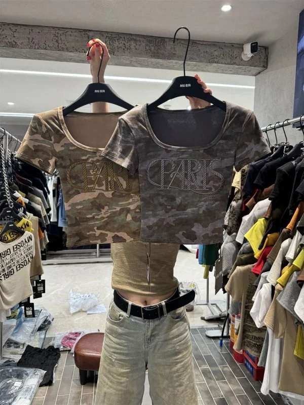 Retro Korean Style Short Sleeve T-Shirt Embroidered Letter Camouflage U-Neck Slimming Top for Young Women Summer Cotton Blend