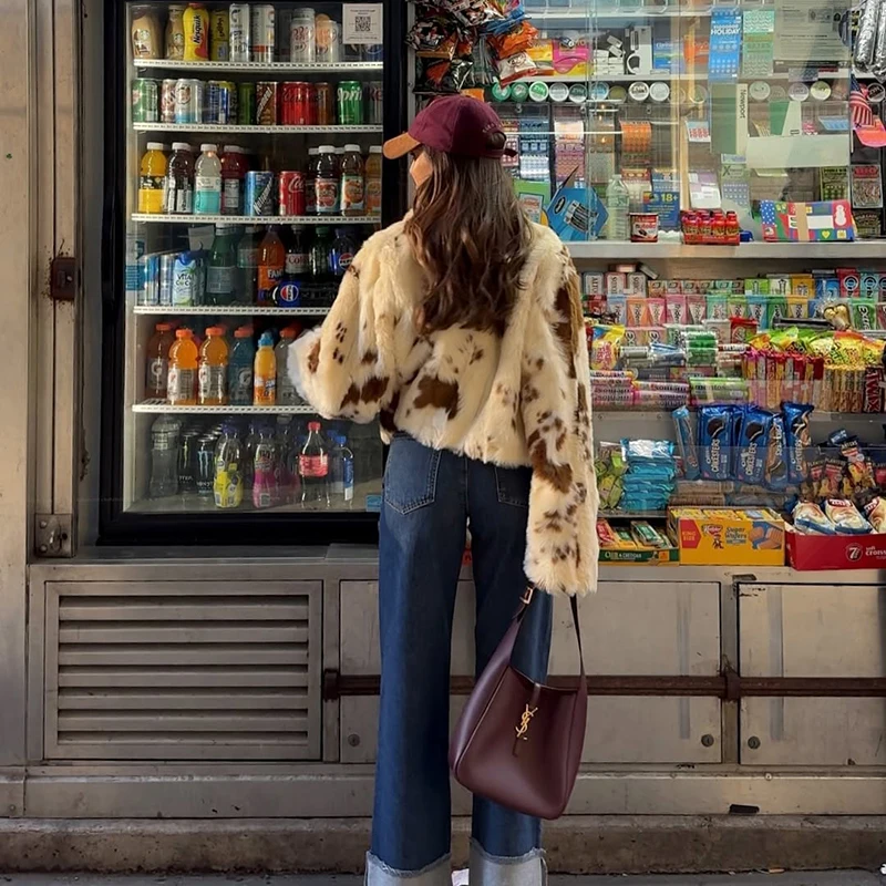 Neo Mint Chic Straat Meisjes Koe Print Bontjas Vrouwen 2025 Winter Nieuwe Merk Mode Warme Nepbont Jas Herfst Iconische Streetwear