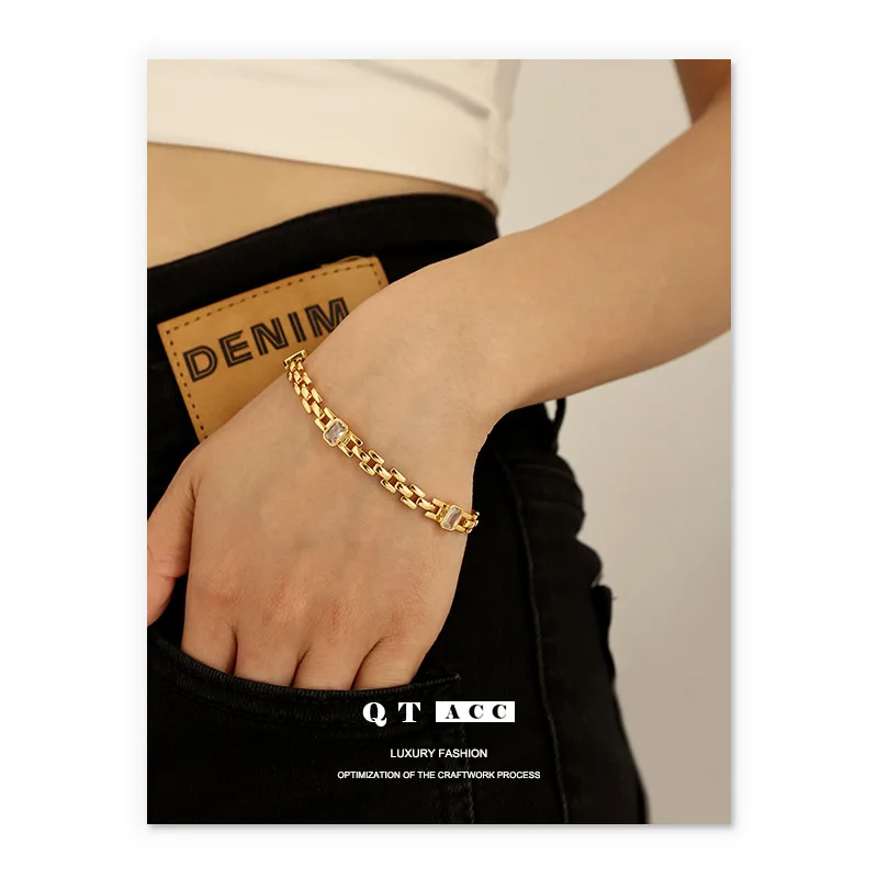 Bronze Plated 18K Gold European Trendy Luxury Style Diamond Embedded Watchband Design Unique Women's Bracelet Accessory